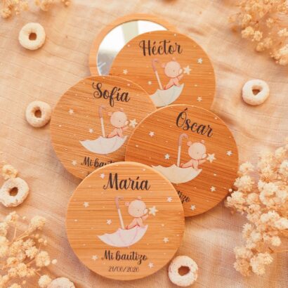 Espejo de bambú personalizado para invitados colección osito paragüas
